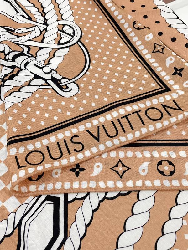 Louis Vuitton Scarf LVC00545